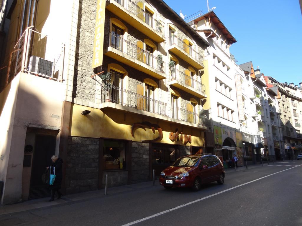Hotel Hostal Cal Forner Andorra la Vella Esterno foto