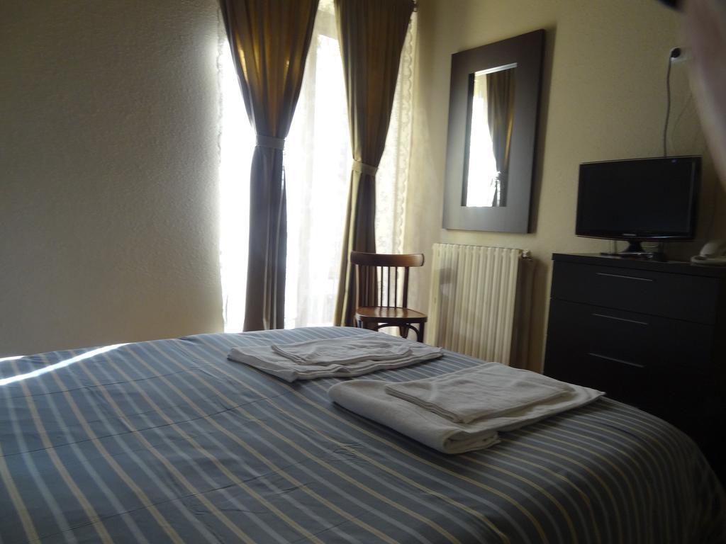 Hotel Hostal Cal Forner Andorra la Vella Esterno foto