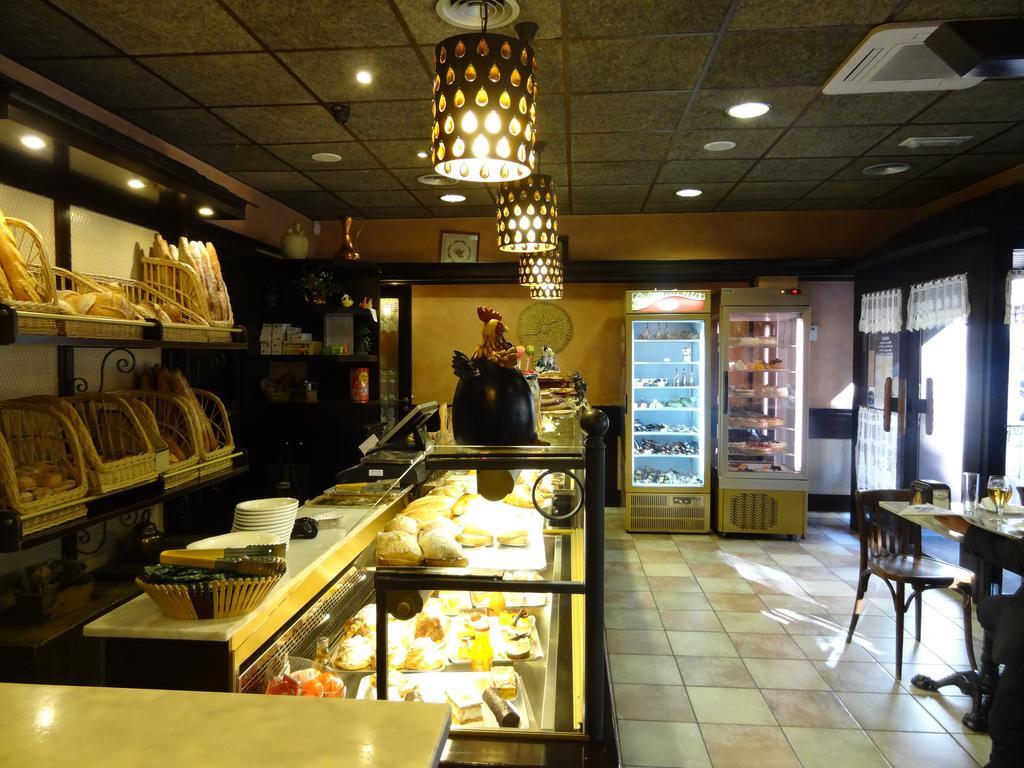 Hotel Hostal Cal Forner Andorra la Vella Esterno foto